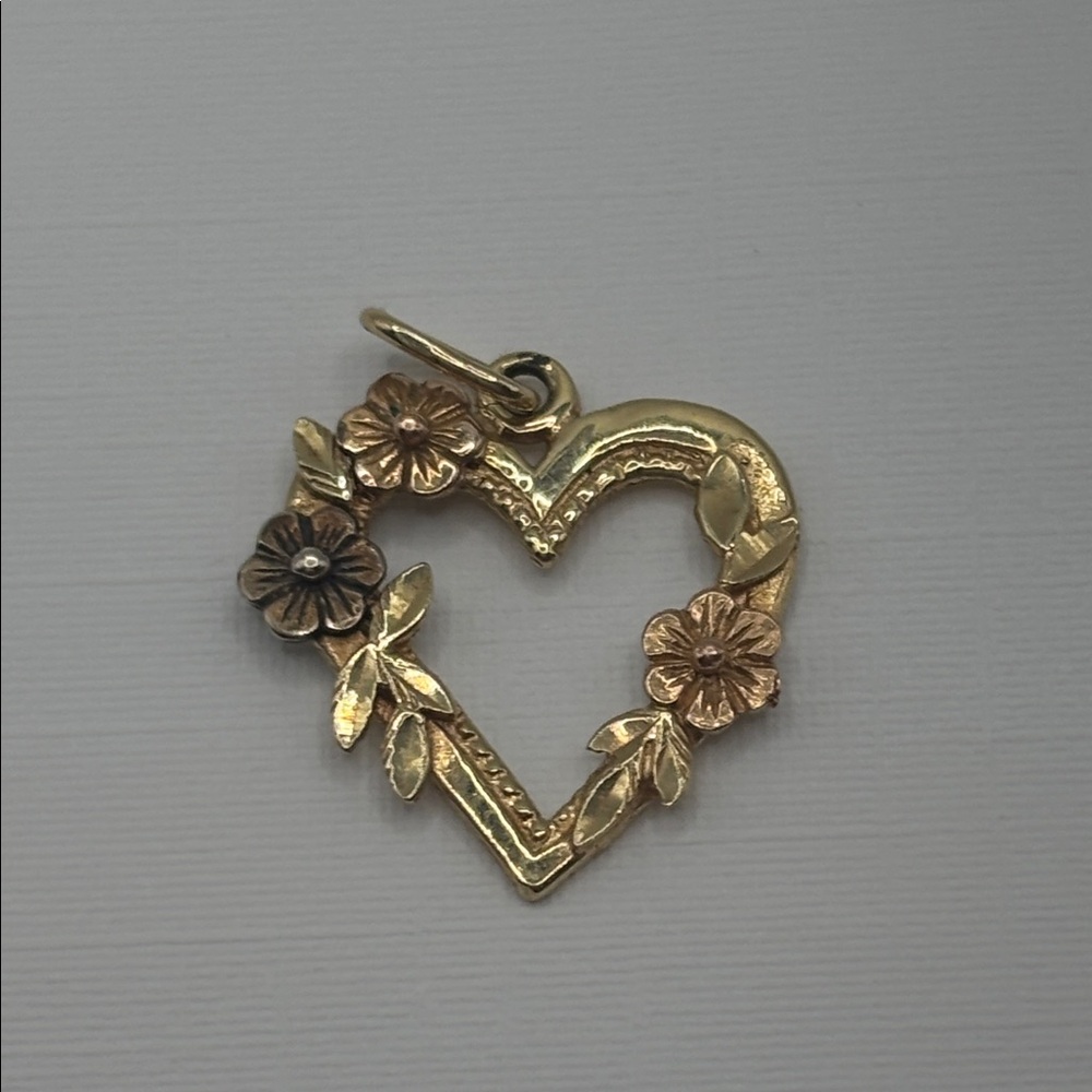 VTG French 14K Gold Floral Heart Love Charm Pendant Rose Gold 1980s opulence